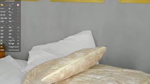 Sara online show from 01/10/25, 03:27