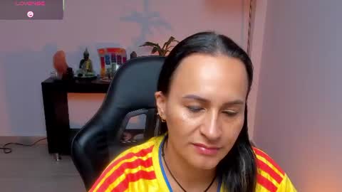 Snapshot of sara_charmy chatting on 07/03/26, 11:05 online show from 07/03/26, 11:05