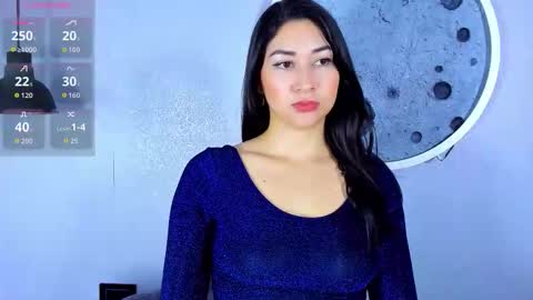sara_connde online show from 12/03/25, 11:41