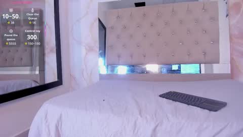 sara_connde online show from 03/06/26, 12:12