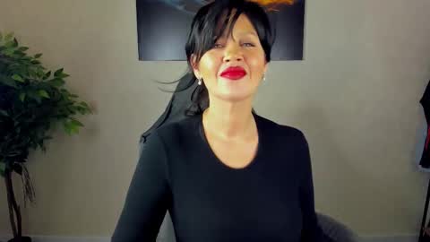 Snapshot of sara_devills chatting on 02/02/26, 09:19 Sara online show from 02/02/26, 09:19