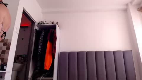 sara_johnson__ online show from 06/22/26, 01:52