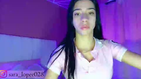 sara_lopee1 online show from 02/28/25, 12:42