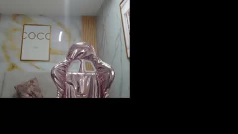 Snapshot of sara_lopez_s chatting on 09/26/25, 01:37 Sara online show from 09/26/25, 01:37