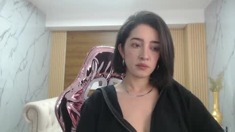 Snapshot of sara_lopez_s chatting on 03/31/26, 01:33 Sara online show from 03/31/26, 01:33