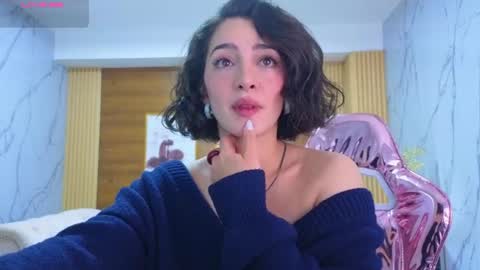 Sara  online show from 06/25/26, 01:37