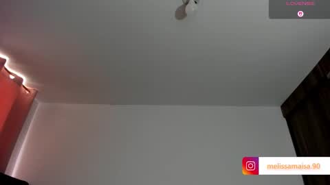 SARA    INDEPENDENT MODEL online show from 10/27/25, 08:13