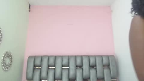 S A R A online show from 09/17/25, 11:23