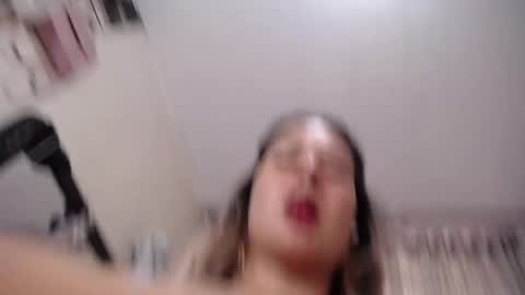 sara online show from 05/06/26, 02:00