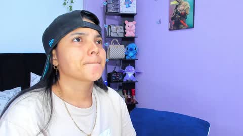 Sara Mendez online show from 01/21/25, 02:33