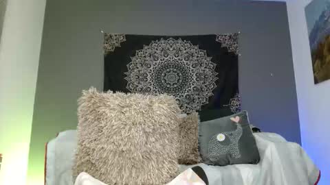 katiasupreme online show from 12/02/25, 05:30