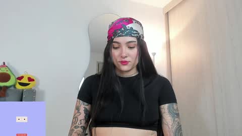 Sara online show from 01/08/25, 02:14