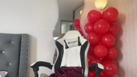 Sara online show from 02/14/25, 04:09