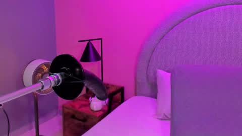 Sara  online show from 03/01/26, 07:38