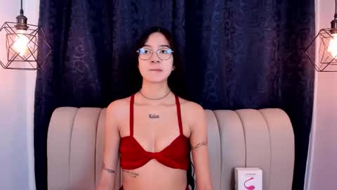 Snapshot of sara_secrets chatting on 02/11/26, 12:21 SARA SANTACRUZ online show from 02/11/26, 12:21