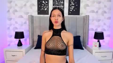 Snapshot of sara_secrets chatting on 03/11/26, 12:44 SARA SANTACRUZ online show from 03/11/26, 12:44