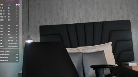 Snapshot of sara_stone17 chatting on 02/08/25, 05:29  -  online show from 02/08/25, 05:29