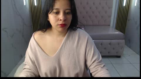Sara T. online show from 03/31/26, 03:08