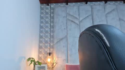  Sara Thompson  online show from 03/11/26, 12:22