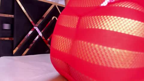 sara_tourner online show from 10/25/25, 02:52