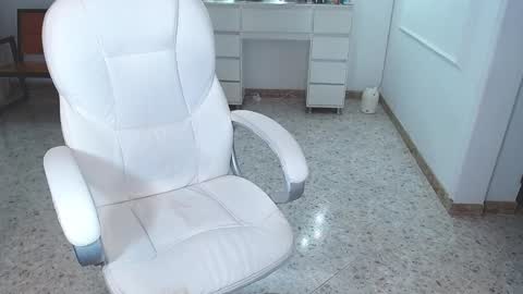 Sara online show from 01/05/25, 12:52