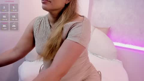 Snapshot of saraa_cute1 chatting on 04/04/26, 03:20 Saraa Gomez online show from 04/04/26, 03:20