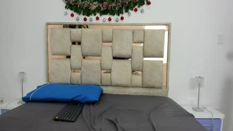 Snapshot of saraa_nix chatting on 12/04/24, 03:04 sara online show from 12/04/24, 03:04