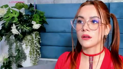 Snapshot of saraalvarezx chatting on 06/03/26, 02:47 Sara Alvarezx online show from 06/03/26, 02:47