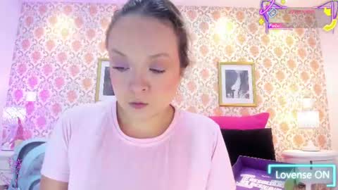 SaraAvila  online show from 06/12/26, 01:48
