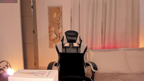 sara cavali online show from 06/18/26, 07:29
