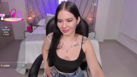 saracruz online show from 06/16/26, 04:04