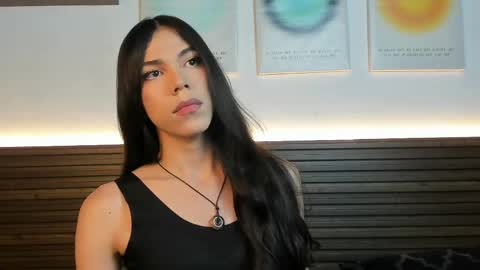 Snapshot of saracutie_ chatting on 04/16/26, 07:14 Sara online show from 04/16/26, 07:14
