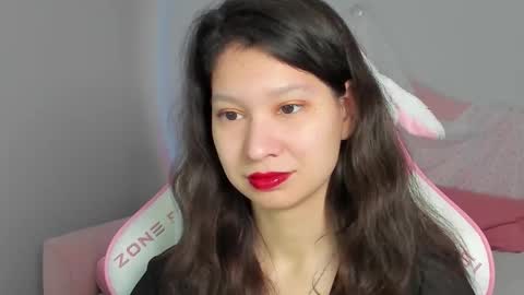 SaraDenars online show from 11/30/25, 05:22