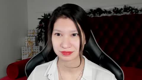 SaraDenars online show from 12/16/25, 04:17