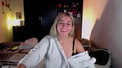 Snapshot of saradiazxxx chatting on 03/05/26, 08:43 saradiazxxx online show from 03/05/26, 08:43