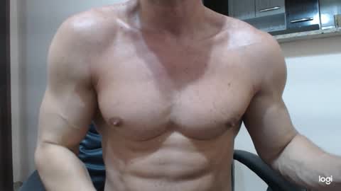 saradorj92 online show from 12/10/24, 05:17