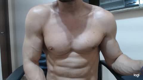 saradorj92 online show from 12/12/24, 06:47