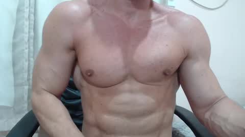 saradorj92 online show from 11/19/25, 06:13