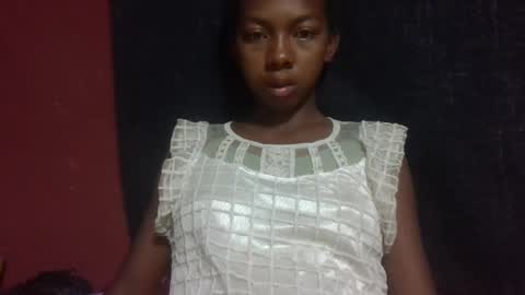 Snapshot of sarah146341 chatting on 03/10/25, 03:34 sarah146341 online show from 03/10/25, 03:34