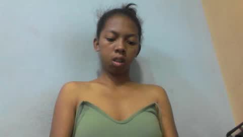 sarah146341 online show from 04/24/26, 09:34