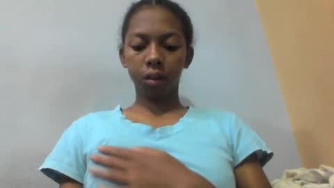 sarah146341 online show from 04/28/26, 03:33