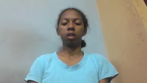 sarah146341 online show from 04/29/26, 05:00