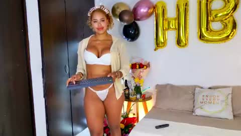 sarah  cinnamon online show from 06/17/26, 05:58