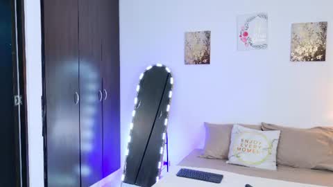 sarah  cinnamon online show from 06/22/26, 03:09