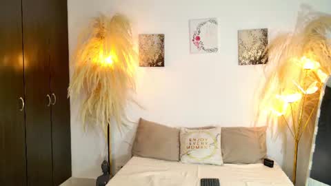 sarah  cinnamon online show from 07/21/26, 02:19