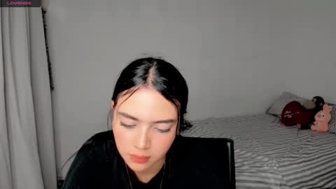 sarah online show from 12/22/24, 04:27