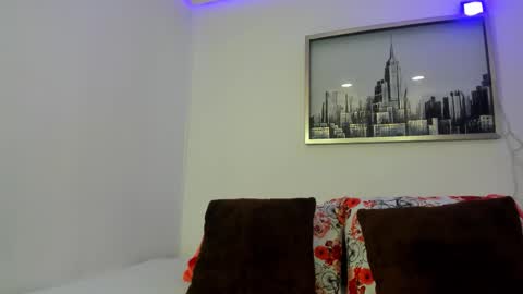 Snapshot of sarah_ashbourne chatting on 10/09/25, 11:30 sarah_ashbourne online show from 10/09/25, 11:30