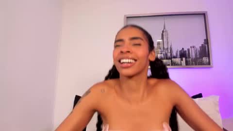 Snapshot of sarah_ashbourne chatting on 11/06/25, 01:45 sarah_ashbourne online show from 11/06/25, 01:45