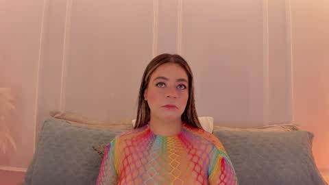 Sarah Bonneth online show from 06/12/26, 11:31