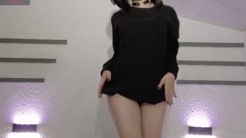 Sarah online show from 06/19/26, 01:37